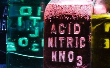 Axit Nitric Tinh Khiết & Những Thông Tin Quan Trọng Cần Biết