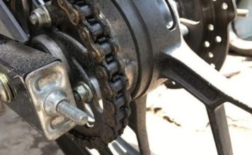 Tẩy Rỉ Sét Xe Máy – Hướng Dẫn Cách Tẩy Rỉ Đơn Giản Nhất